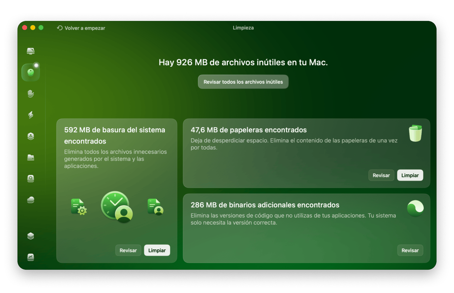 Interfaz de CleanMyMac ejecutando la Limpieza de archivos inútiles en Mac, disponible en Setapp