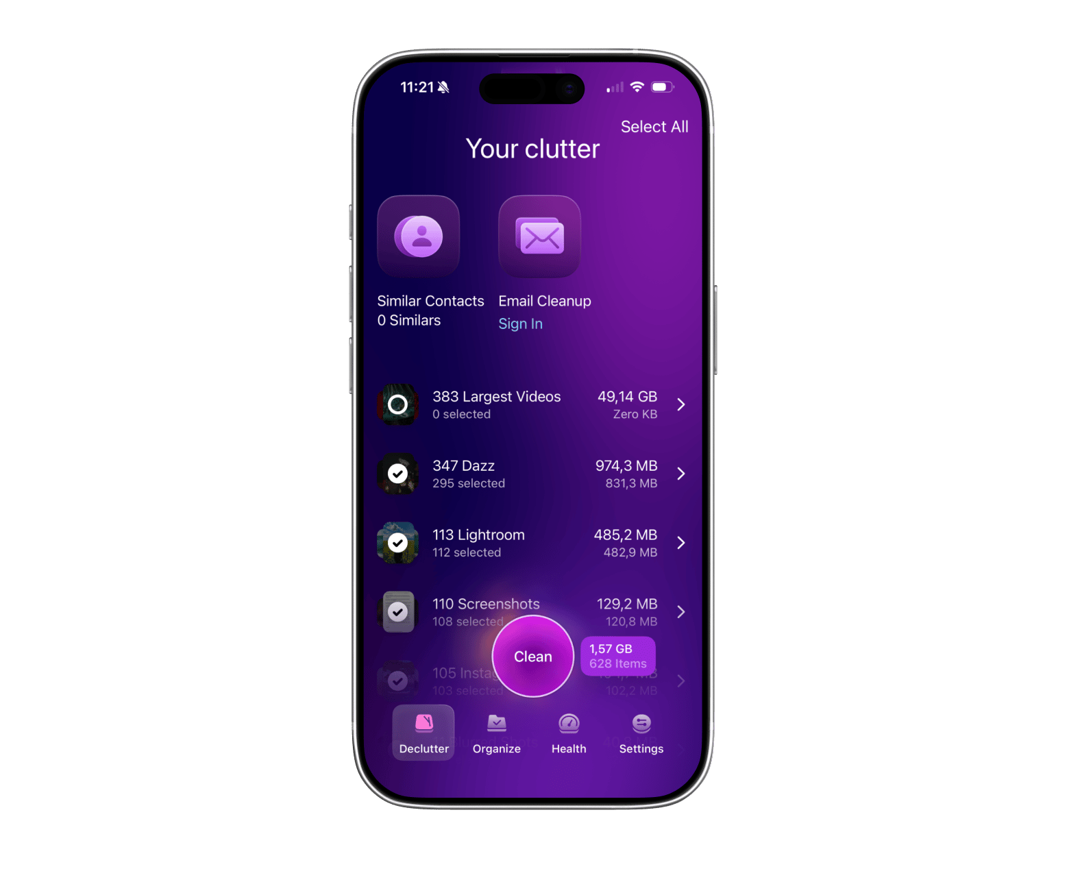 The Declutter screen of CleanMy®Phone, a phone cleaning app available on Setapp.