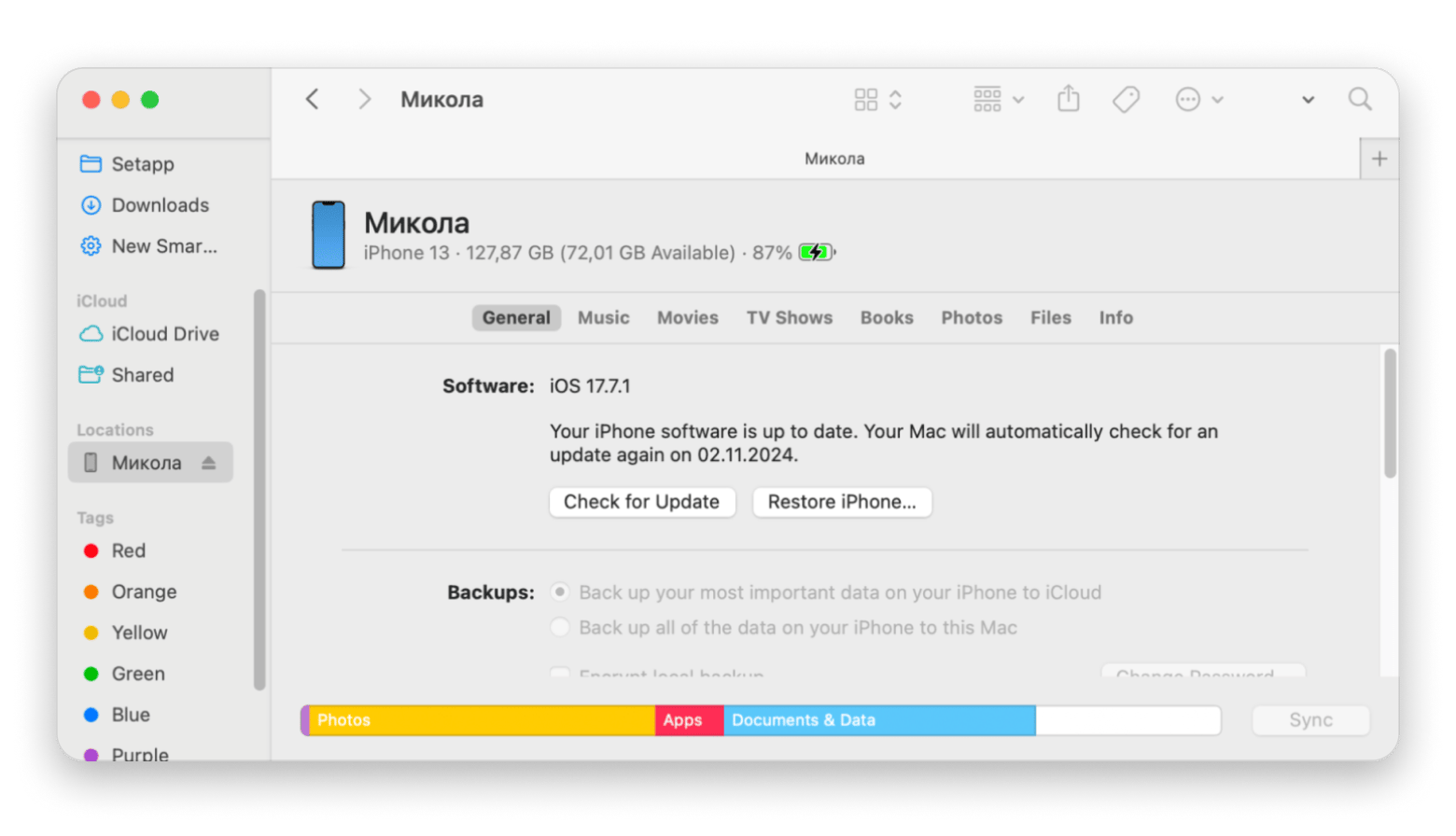 Transfer data using Finder on Mac